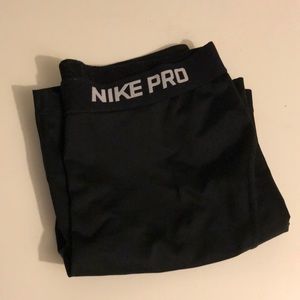 Nike pro shorts black